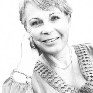 Meet your Posher, Connie